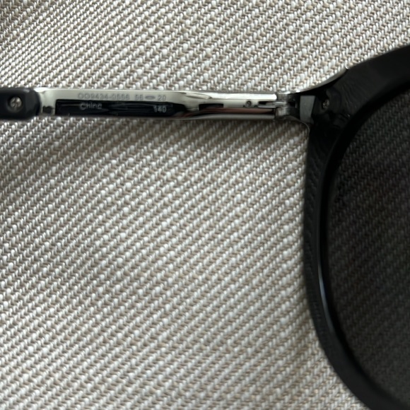 Oakley sunglasses ???